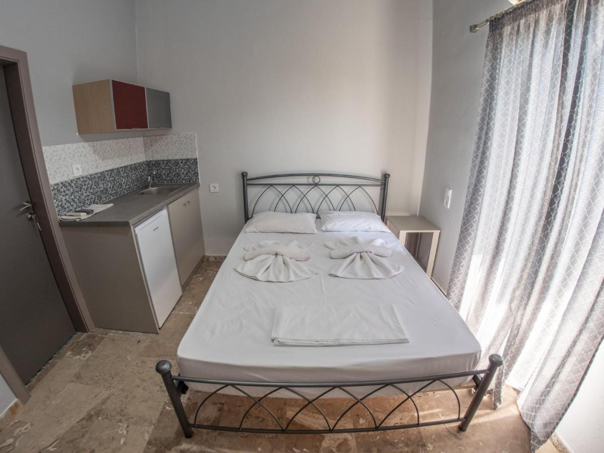 Pavlopetri Hotel Vinglafia Bagian luar foto